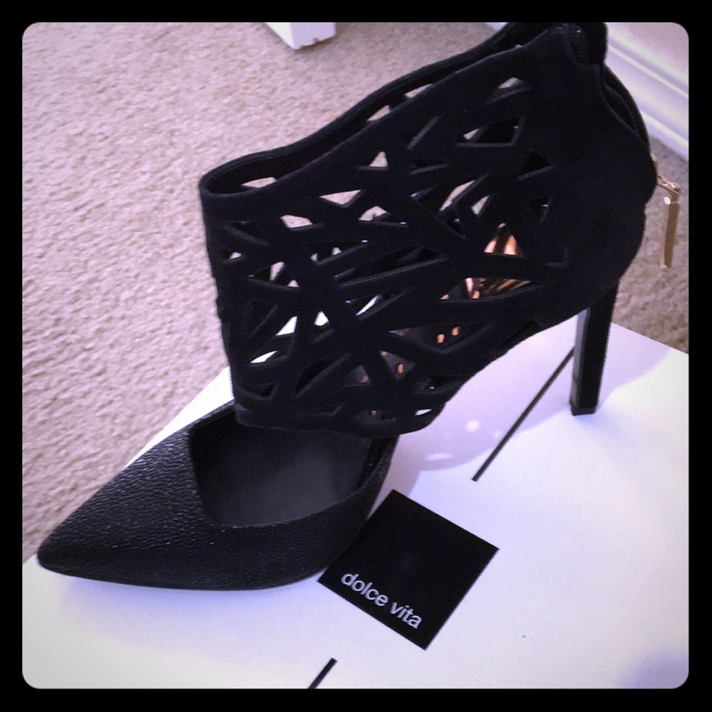 Shoes - Picture 1 of 1